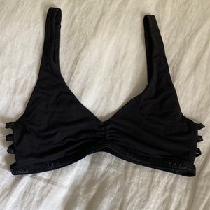 LULULEMON BLACK STRAPPY BUTTER SOFT BRALETTE - SMALL